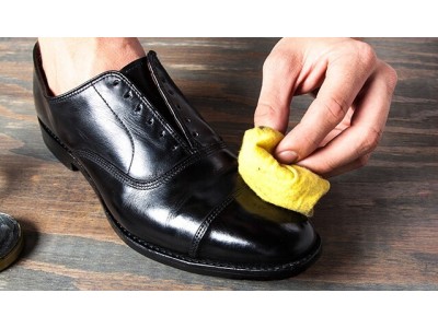 Cách đánh xi giày da bóng chi tiết nhất mang lại hiệu quả cao