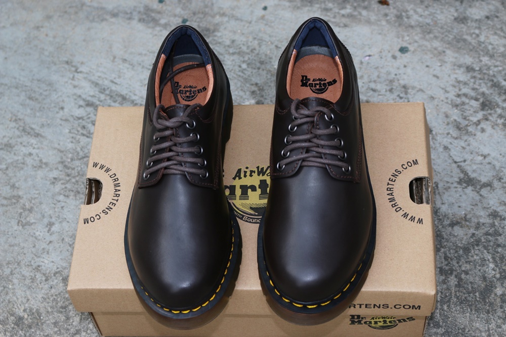 Giày Dr Martens nam cổ thấp 8053 Thái Lan màu nâu trơn chất lượng